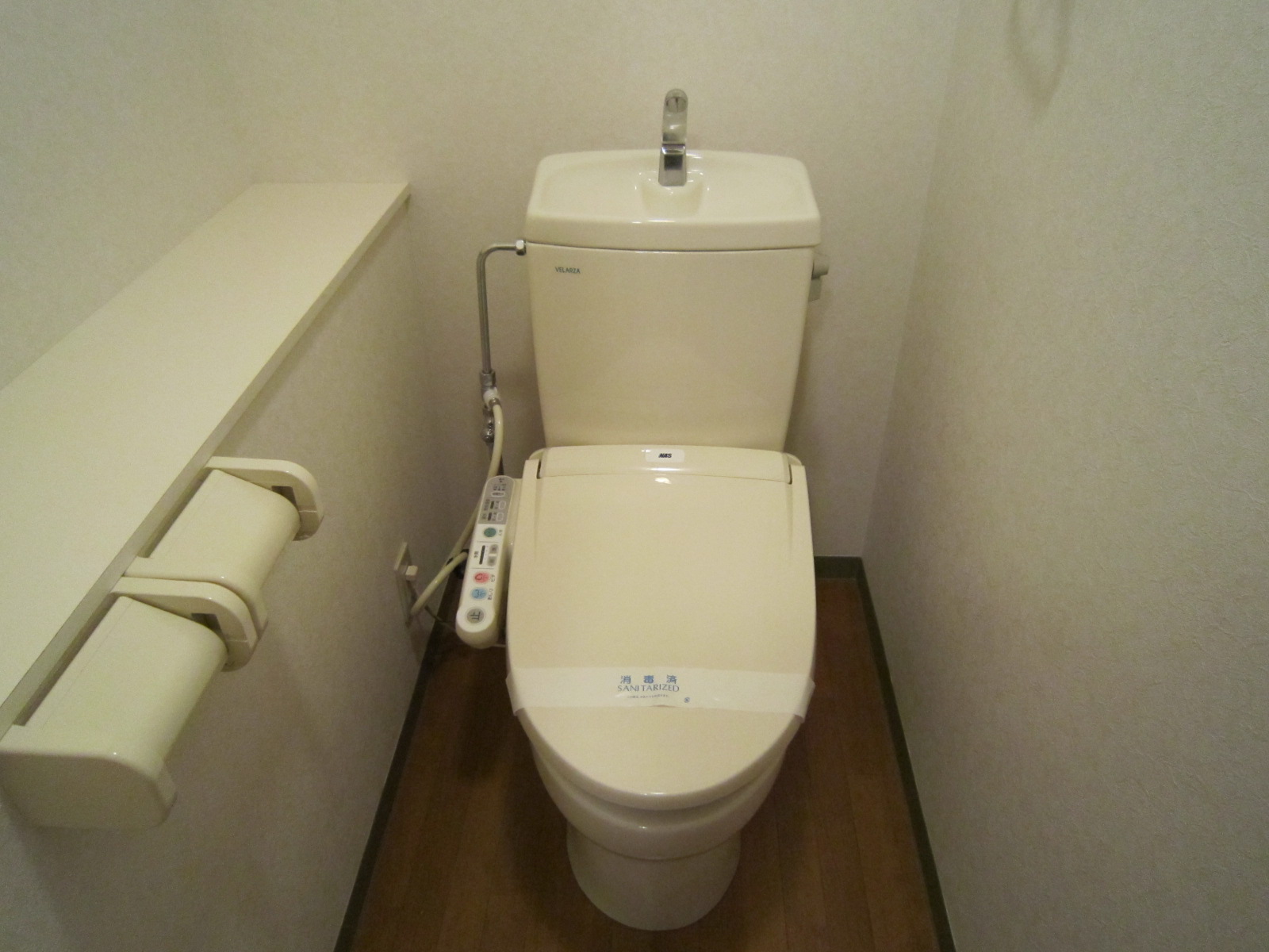 トイレ　嬉しい温水洗浄便座☆