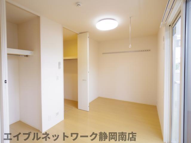その他部屋・スペース　明るい色調の室内です