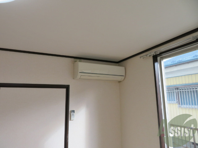 その他設備　ちゃんとエアコンもついているので、安心してくださいね。