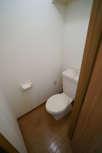 トイレ　同じ建物の別のお部屋