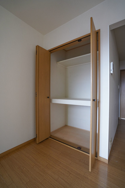 収納　同じ建物の別のお部屋