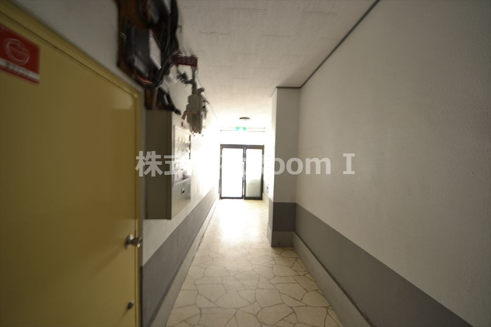 ロビー　建物の内部です