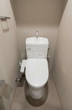 【品川区二葉のマンションのトイレ】