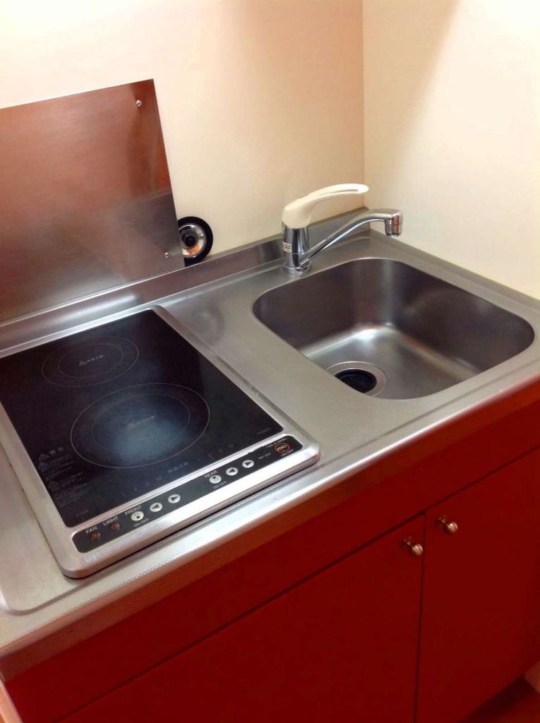 キッチン　電気コンロなのでお掃除簡単！