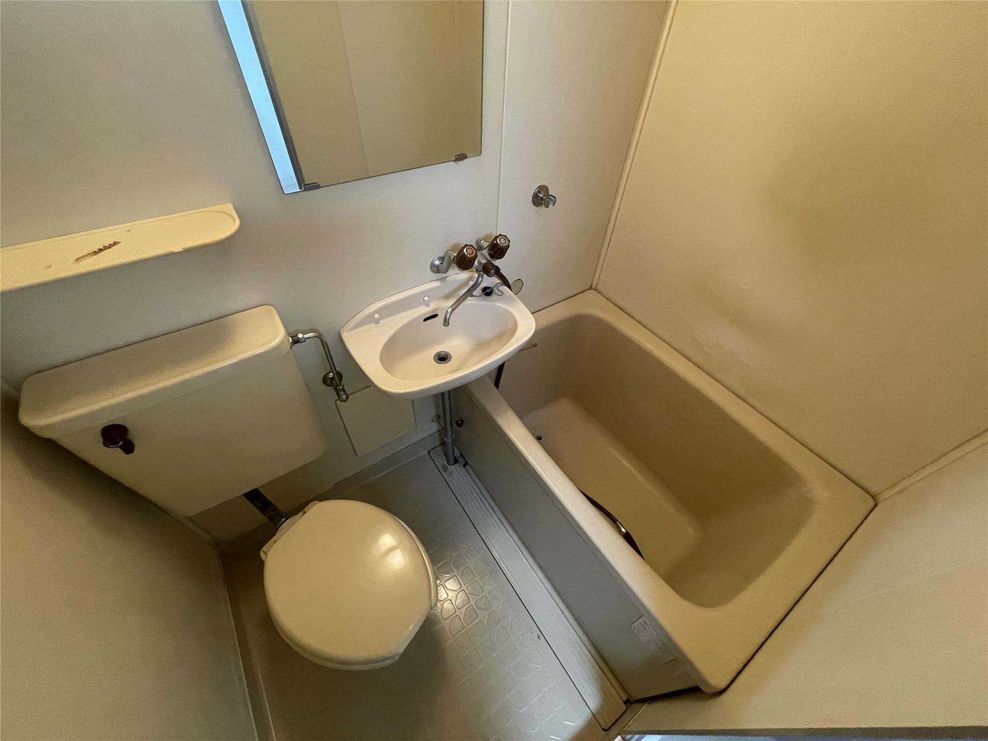 バス・シャワールーム　浴室