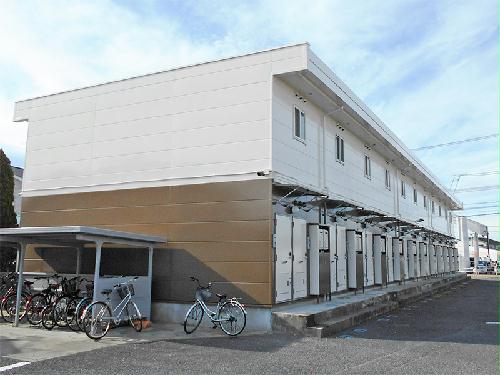 レオパレスベアージュIIIの建物外観