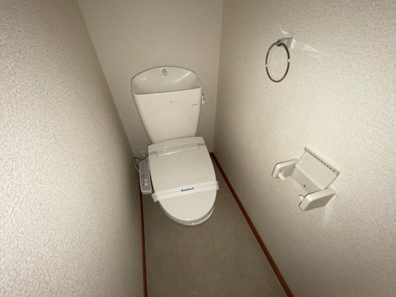 トイレ　※別部屋の写真です