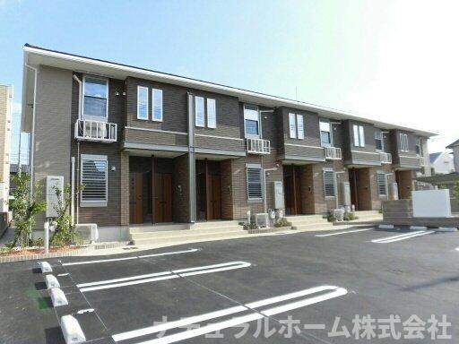 【豊橋市中浜町のアパートの建物外観】