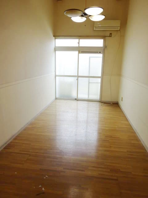 居室・リビング　同仕様