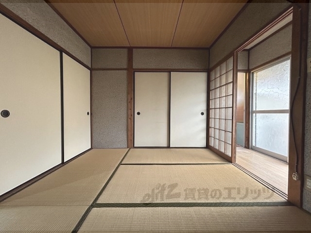 居室・リビング　居室