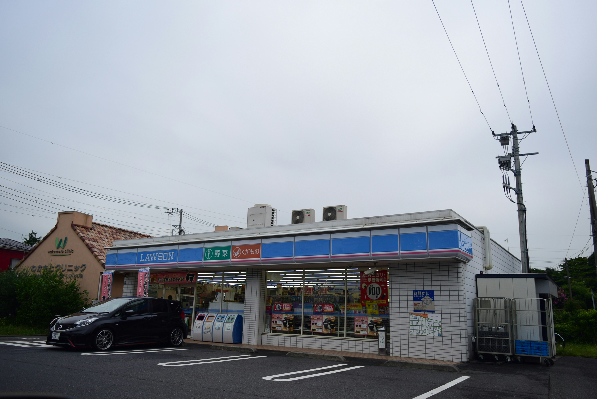 【平塚市御殿のアパートのコンビニ】