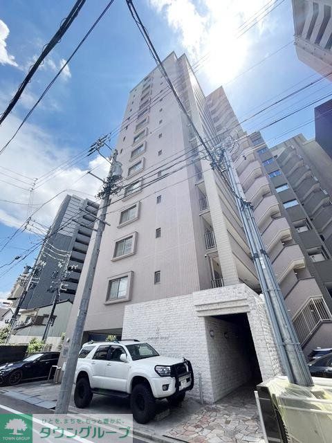 【名古屋市西区菊井のマンションの建物外観】