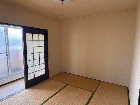 居室・リビング　寝室