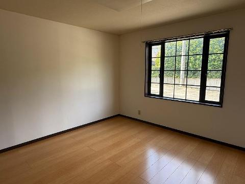 居室・リビング　室内