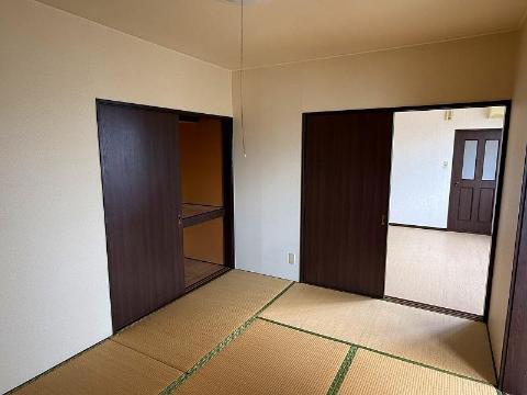 居室・リビング　寝室