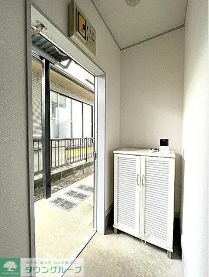 玄関　バルコニー