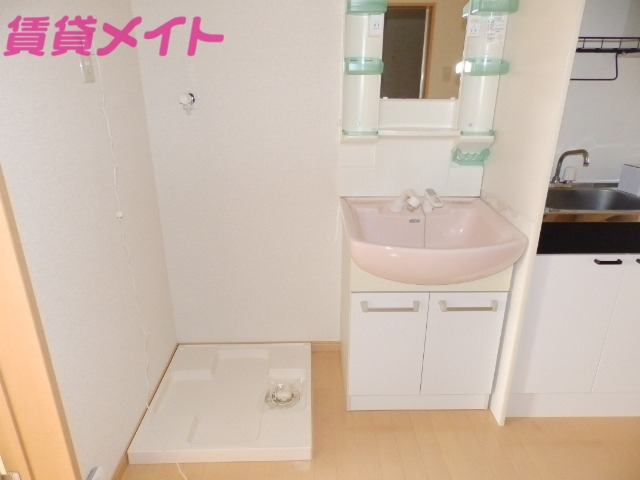 洗面設備　同型タイプ