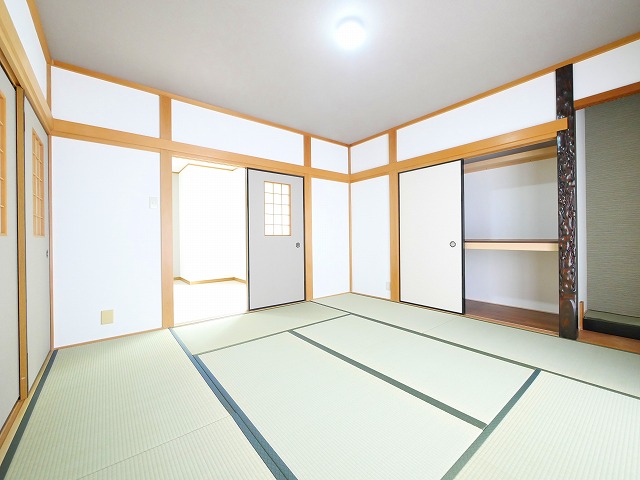 居室・リビング　和室があると、家にあたたかい雰囲気が生まれます