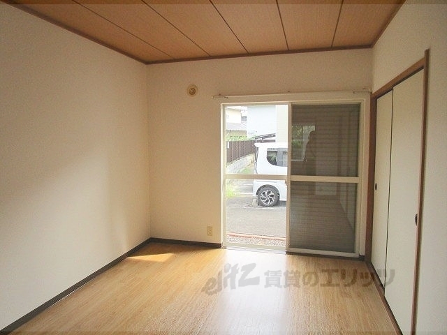 居室・リビング　居室