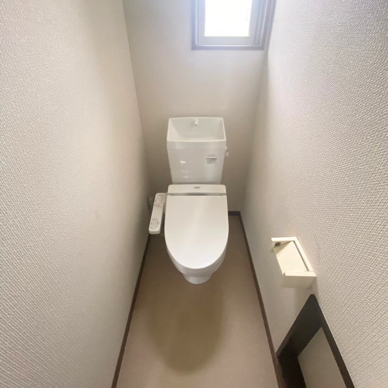 ボヌール城東町のトイレ写真