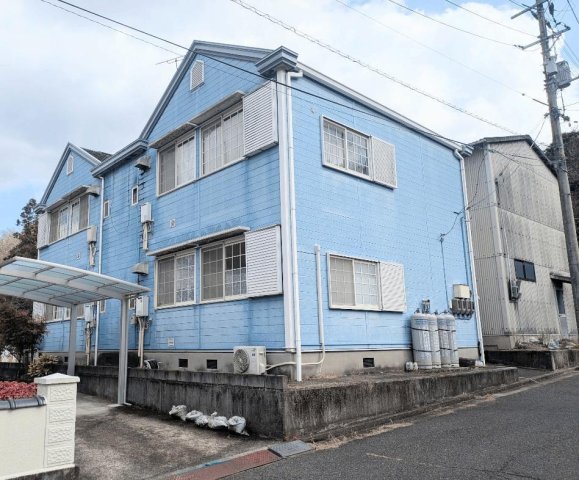 建物外観　涼しさを感じる建物です