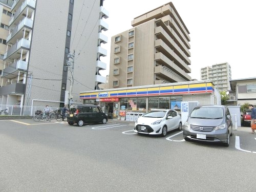 コンビニ　ミニストップ 吹田南金田店（コンビニ）まで672m