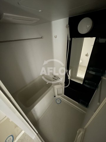 バス・シャワールーム　SERENiTE北浜　浴室