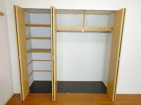 　収納　クローゼット
