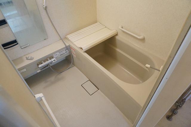 バス・シャワールーム　浴室