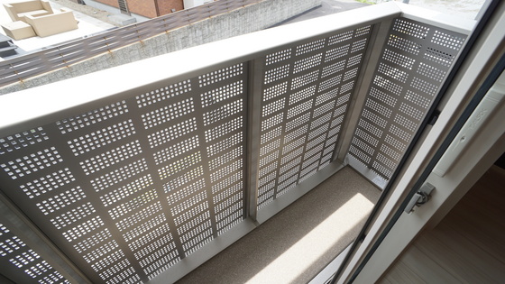 バルコニー　バルコニー