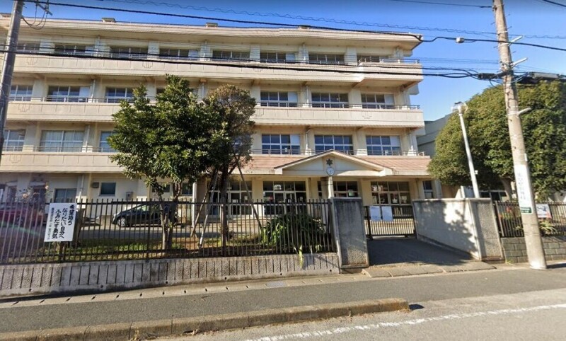 中学校　千葉市立幕張本郷中学校（中学校）まで1277m