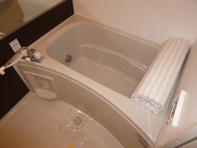 バス・シャワールーム　追い炊きバス