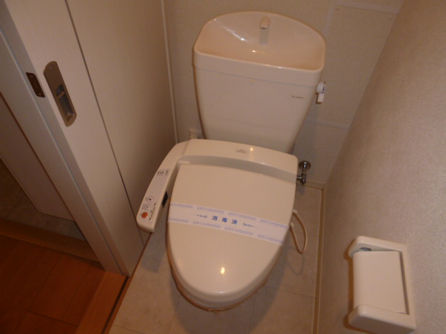 トイレ　シャワー付きトイレ