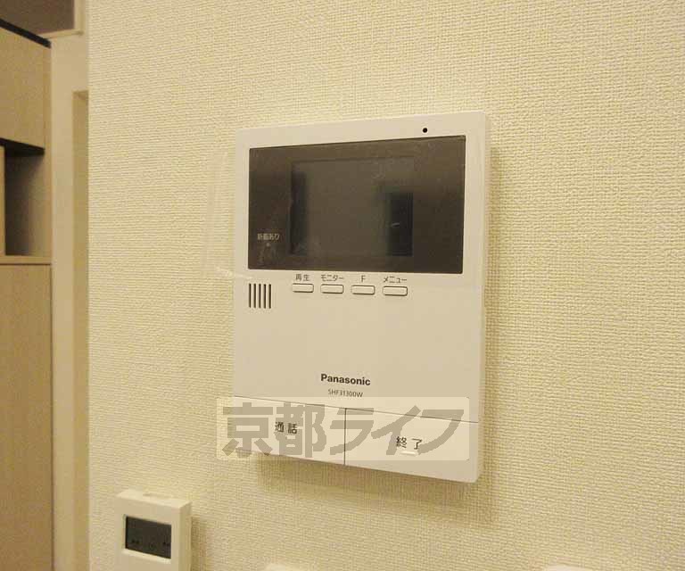 セキュリティ　安心のモニターフォン・