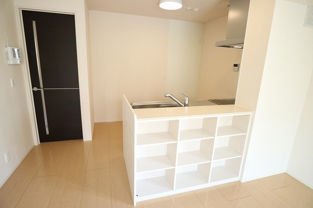 居室・リビング　キッチン