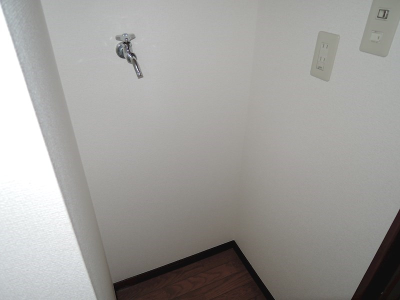 その他設備　洗濯機置場（他室参照）