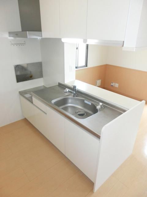 キッチン　お問合せはタウンハウジングまで！※現地待合わせ相談可能