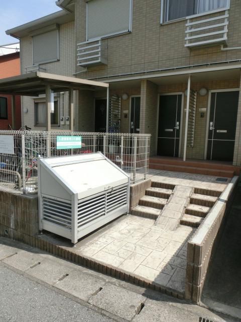 エントランス　お問合せはタウンハウジングまで！※現地待合わせ相談可能