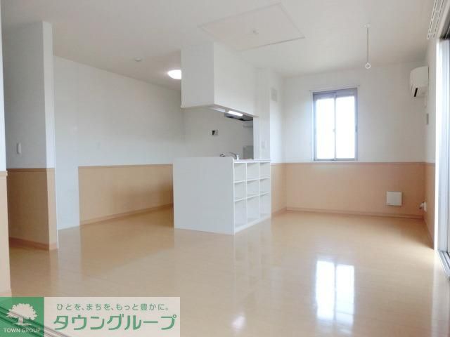 居室・リビング　お問合せはタウンハウジングまで！※現地待合わせ相談可能