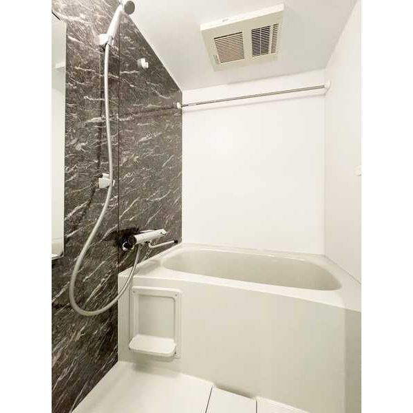 バス・シャワールーム　別室の参考写真です。※現況優先