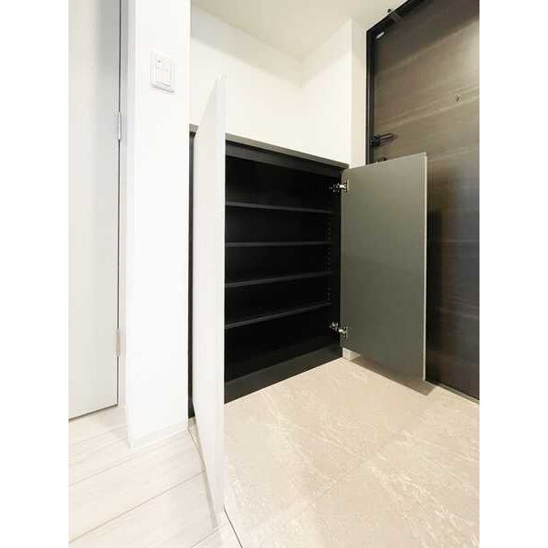 玄関　別室の参考写真です。※現況優先