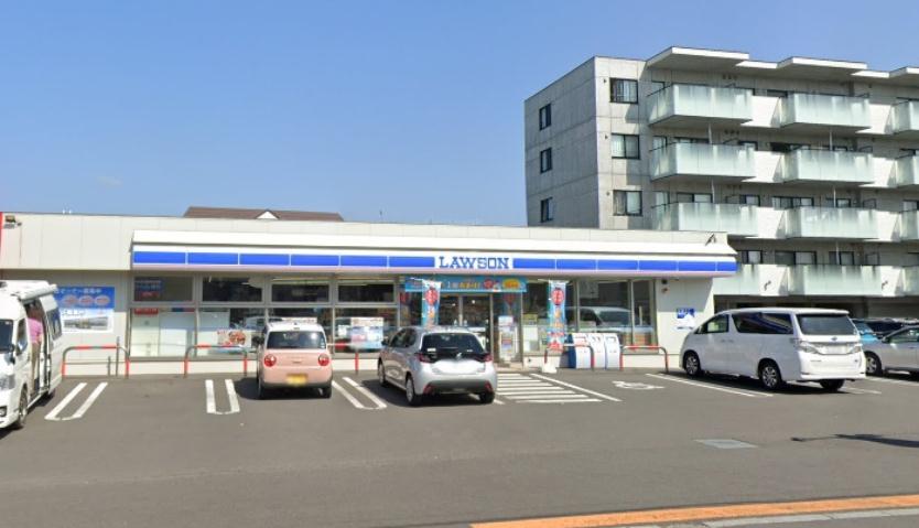 コンビニ　ローソン千歳朝日町店（コンビニ）まで528m