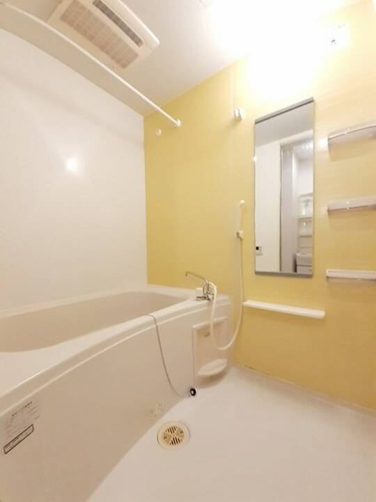 バス・シャワールーム　浴室