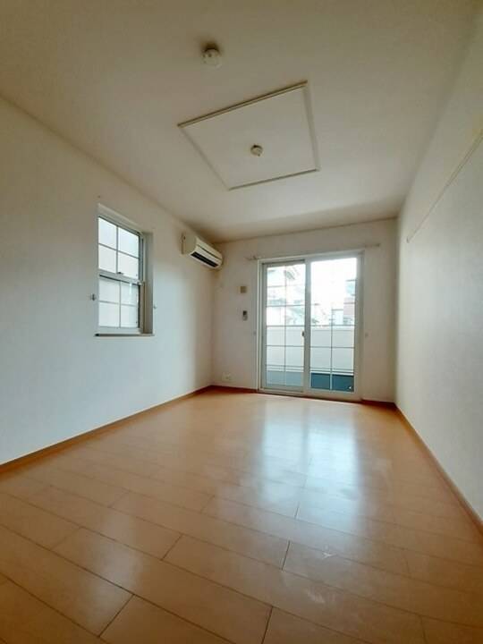 居室・リビング　リビング