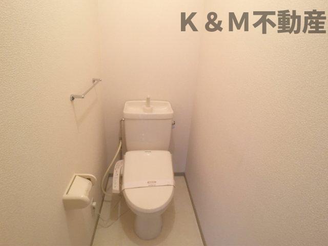 トイレ　落ち着いたトイレです