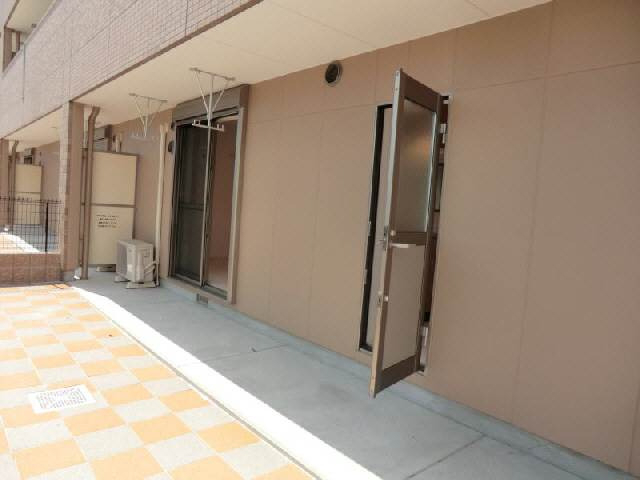 バルコニー　庭