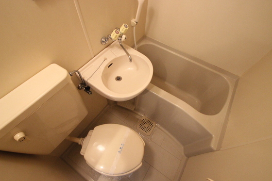 バス・シャワールーム　※別室の写真です