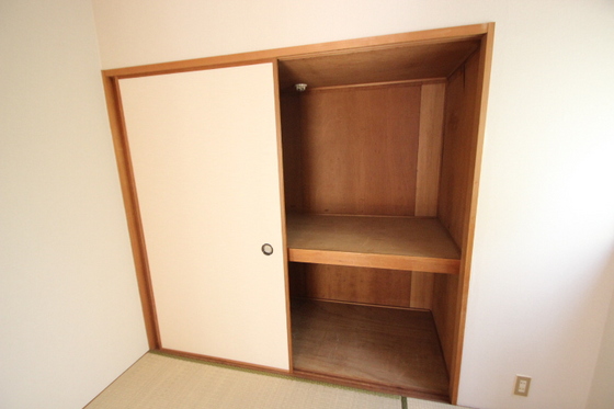 収納　※別号室の写真です