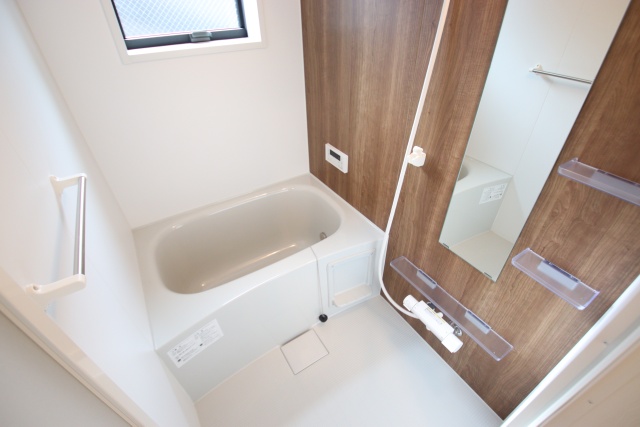 バス・シャワールーム　※別室の参考写真の為、現況優先です。