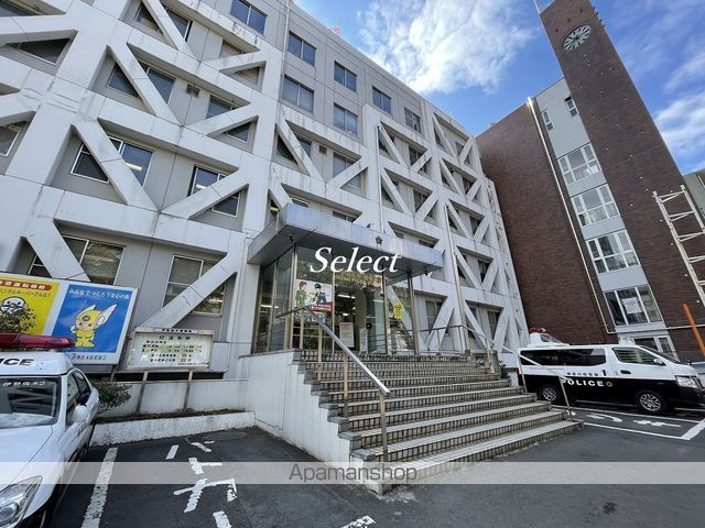 警察署・交番　伊勢佐木署（警察署・交番）まで161m